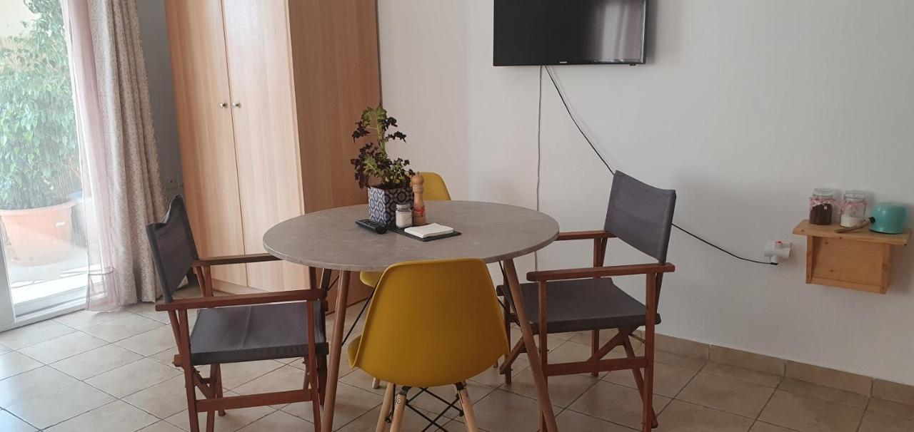 Γ3 - The Weekend Getaway One Apartment Aígion Luaran gambar